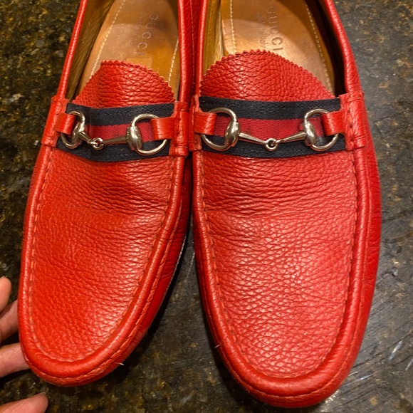 red gucci drivers